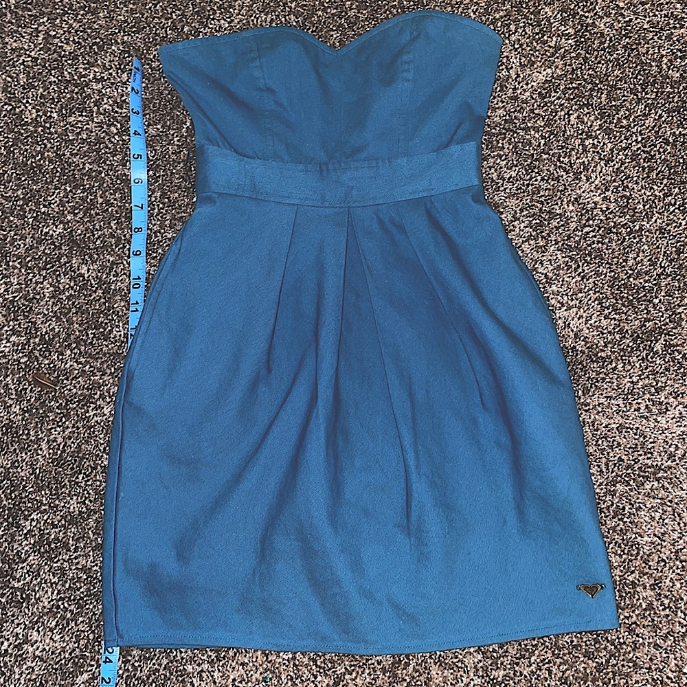 ROXY JUNIORS WOMEN’S SIZE XS 3 STRAPLESS LINED  MINI DRESS WITH POCKETS!!!